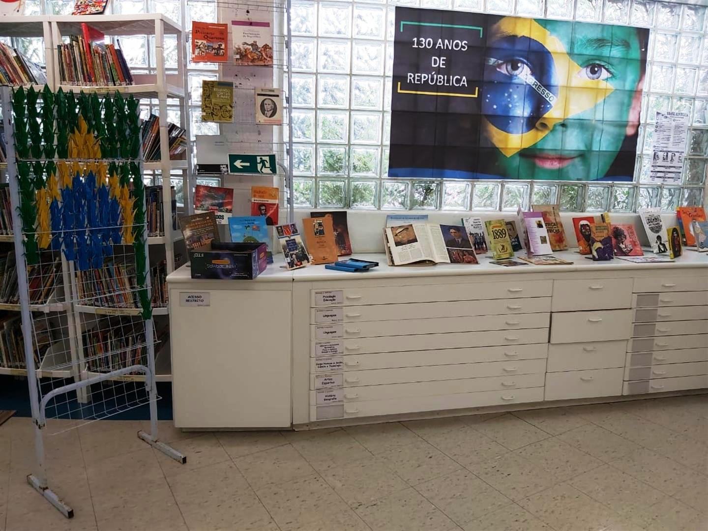 Novembro na biblioteca